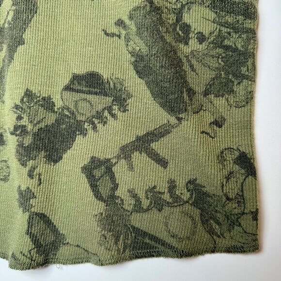 Our Silent Procession Henley Top Women Medium Green Skull Print Long Sleeve Y2K - Picture 3 of 11